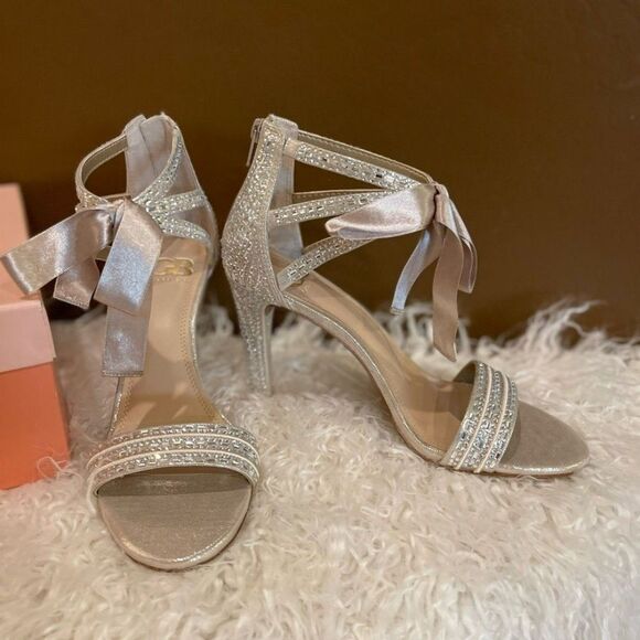 Gianni Bini: Evening/bridal Shoes- size 8.5 (8) - Picture 3 of 8